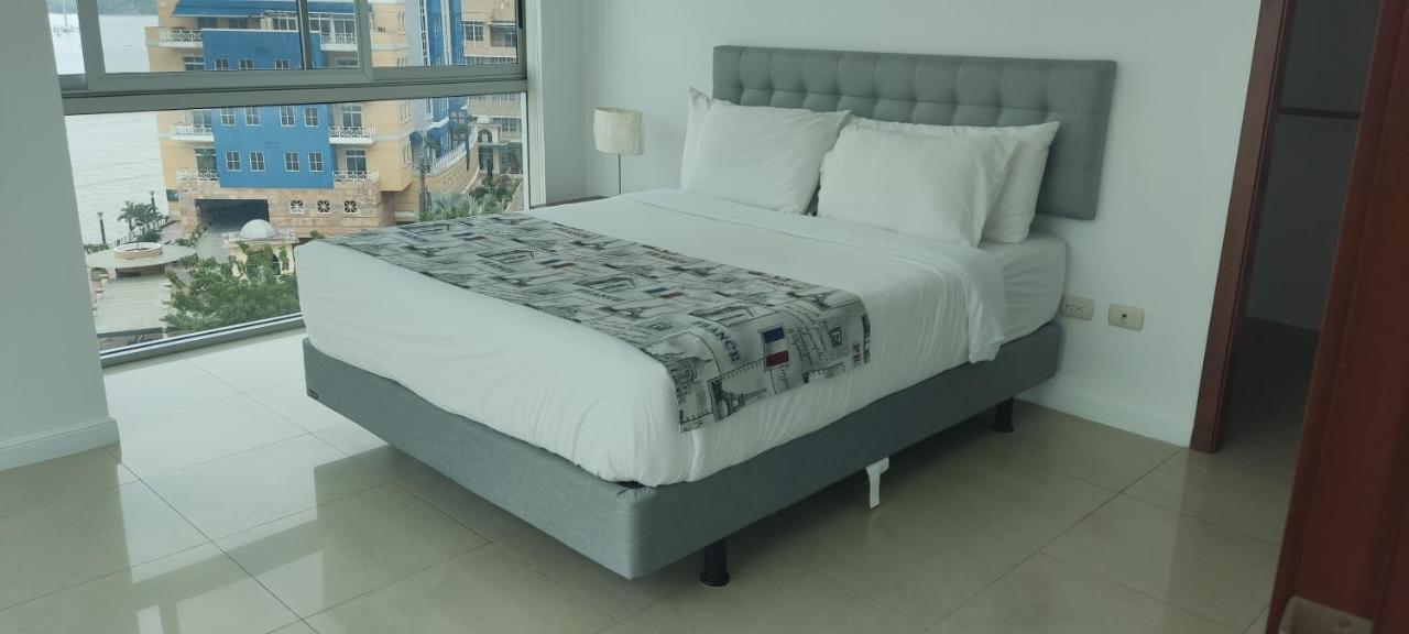 Puerto Santa Ana Suites Γκουαγιακίλ Εξωτερικό φωτογραφία