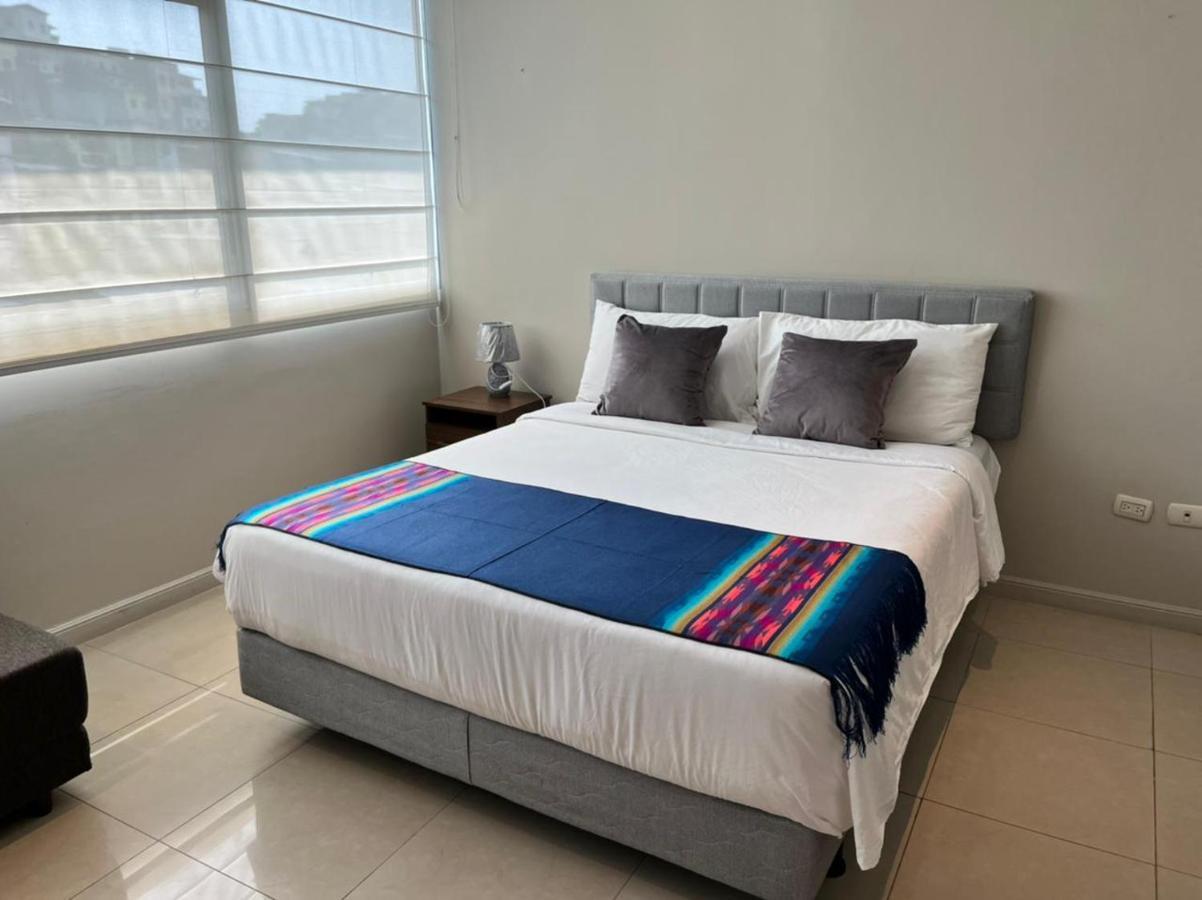 Puerto Santa Ana Suites Γκουαγιακίλ Εξωτερικό φωτογραφία
